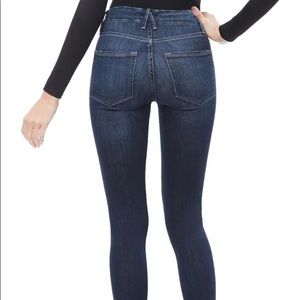 *Almost New* Good American - Classic Dark Wash